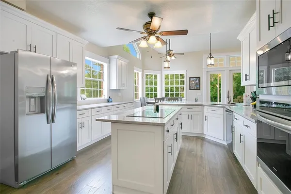 $899,999 | 4015 Iron Bridge Road, Oviedo, FL 32765