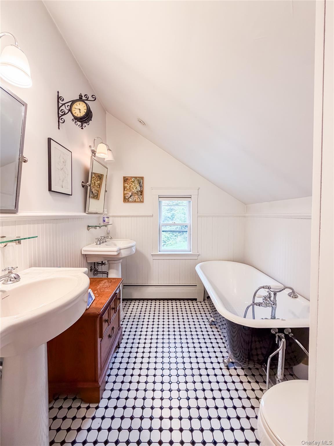 725 Traver Road Pleasant Valley, NY 12569 - Photo 28 of 32 Full bath on second floor, clawfoot tub, traditional tile