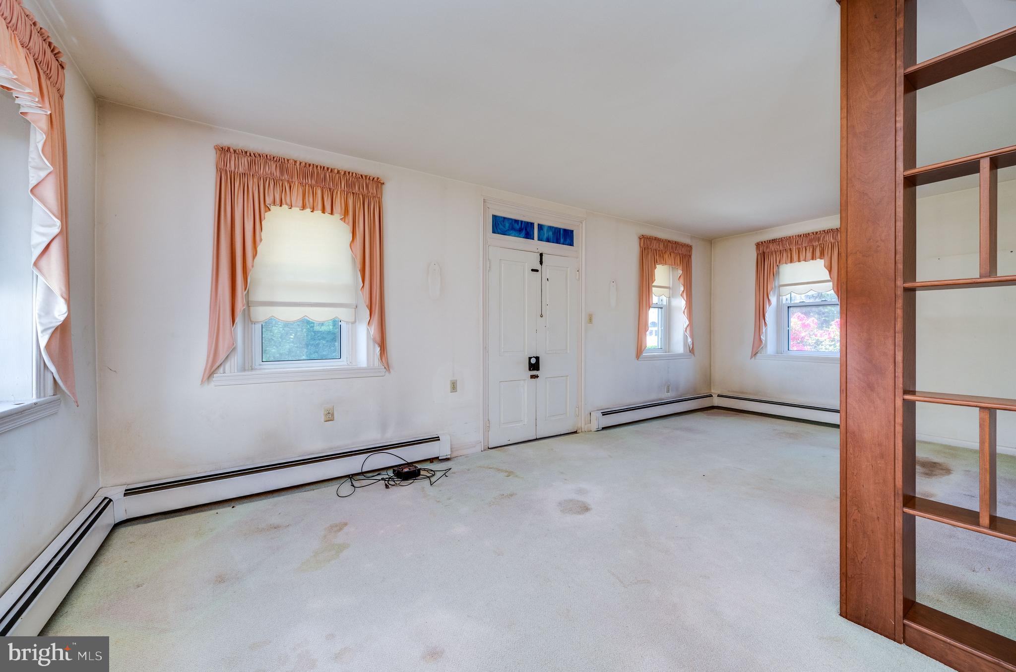 3577 State Hill Road Reading, PA 19608 - Photo 8 of 51 Living Room