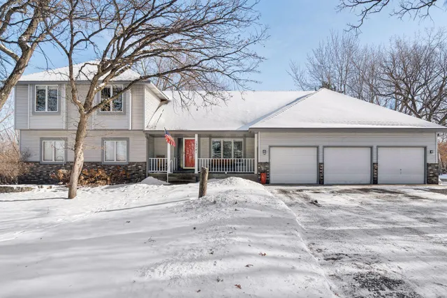 $625,000 | 13741 Eidelweiss Street Northwest, Andover, MN 55304