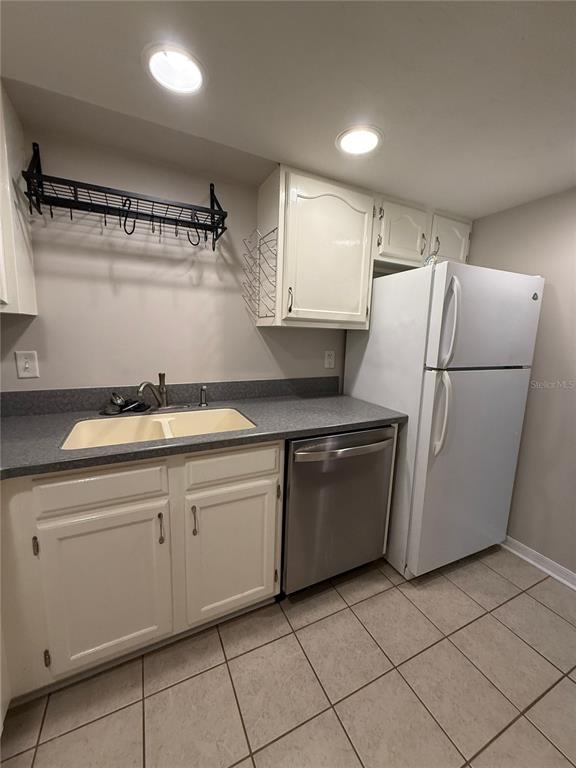 1515 Northwest 29 Road, Unit D2 Gainesville, FL 32605 - Photo 12 of 23