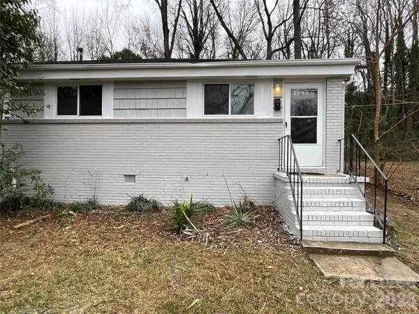 $1,175 | 1742 Academy Street, Charlotte, NC 28205