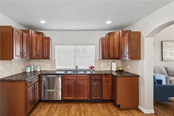 $4,500,000 | 28 10th Court, Hermosa Beach, CA 90254