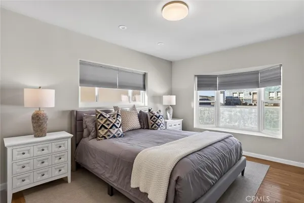 $4,500,000 | 28 10th Court, Hermosa Beach, CA 90254