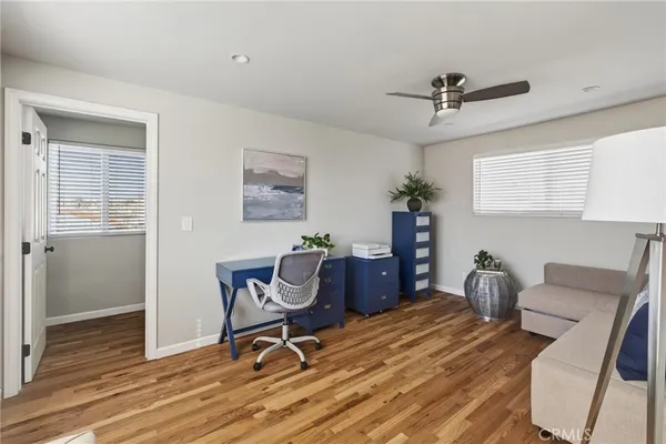 $4,500,000 | 28 10th Court, Hermosa Beach, CA 90254