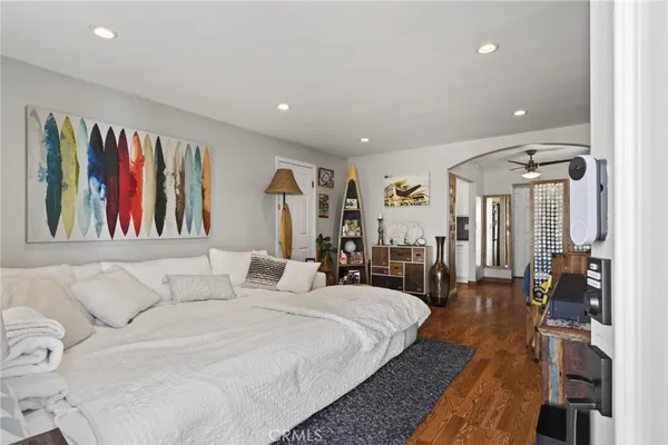 $4,500,000 | 28 10th Court, Hermosa Beach, CA 90254
