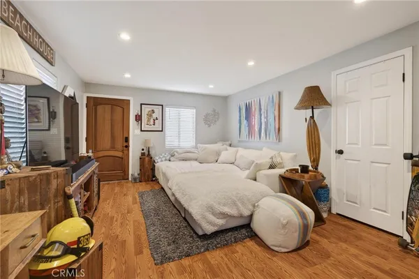 $4,500,000 | 28 10th Court, Hermosa Beach, CA 90254