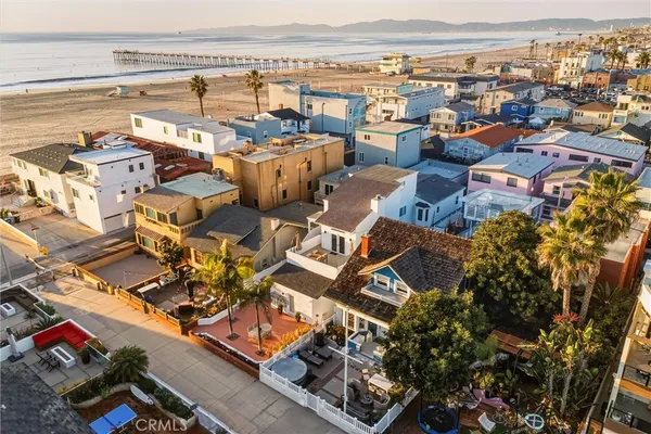 $4,500,000 | 28 10th Court, Hermosa Beach, CA 90254