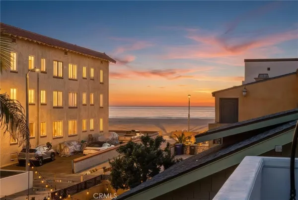 $4,500,000 | 28 10th Court, Hermosa Beach, CA 90254