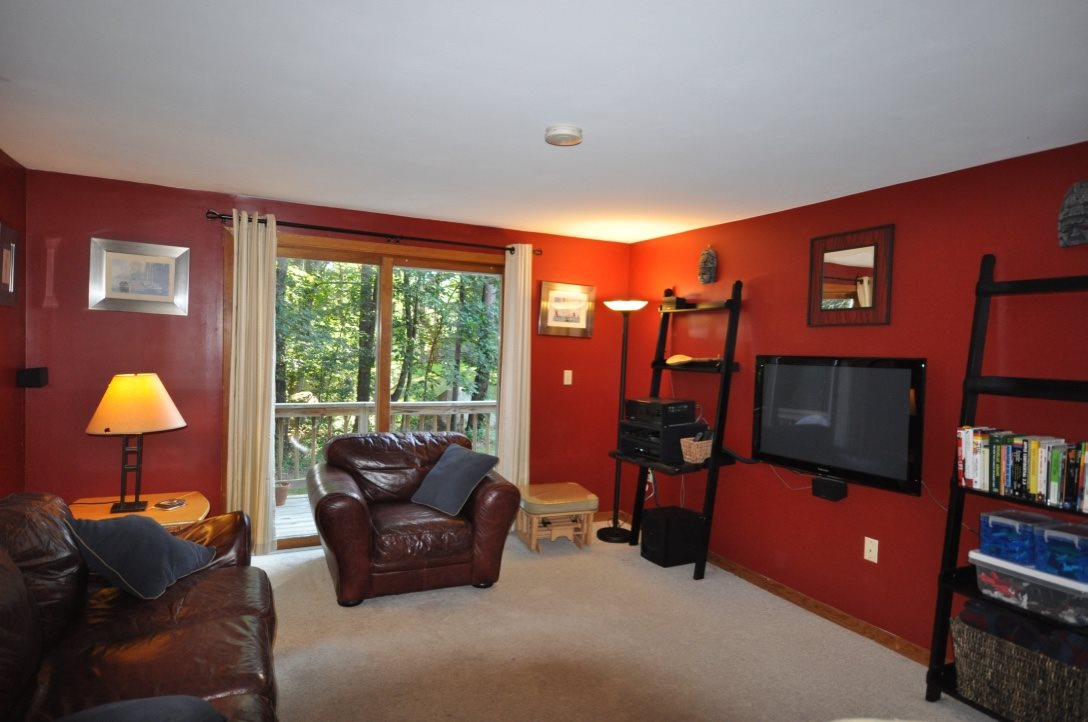 12 Kirriemuir Road Stratham, NH 03885 - Photo 13 of 26