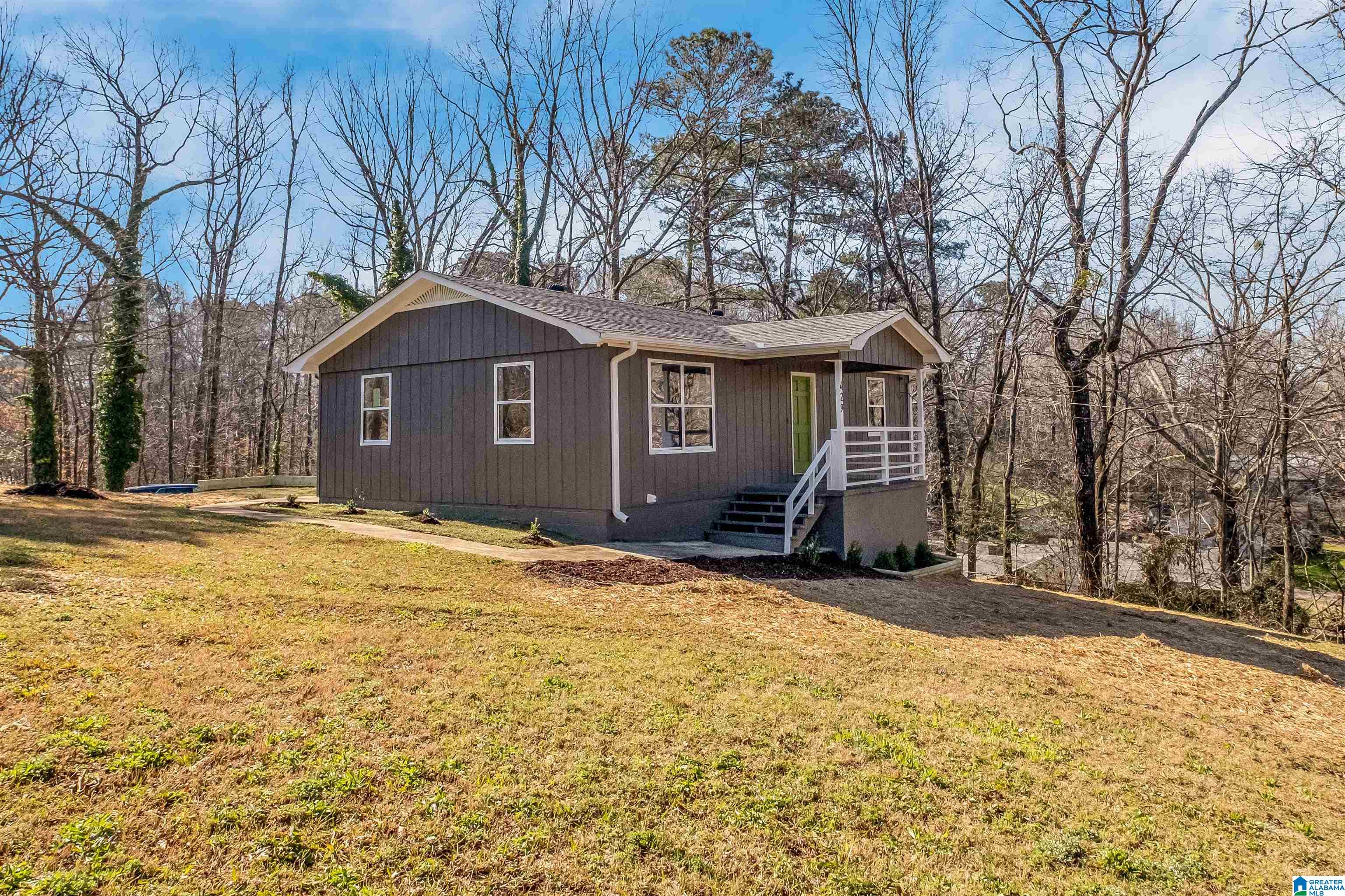 429 Harden Road Gardendale, AL 35071 - Photo 3 of 30