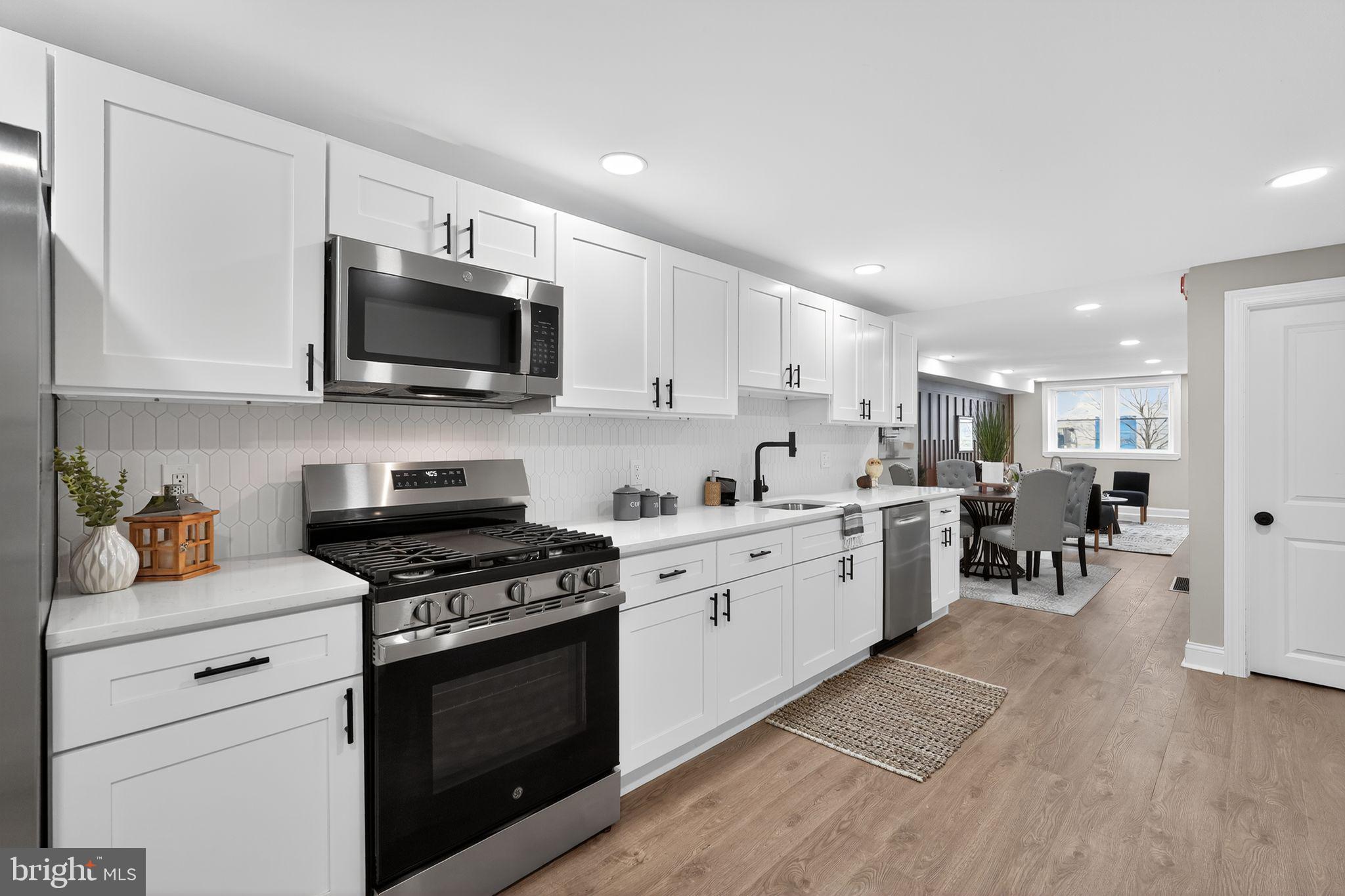 1832 South 9th Street Philadelphia, PA 19148 - Photo 7 of 28