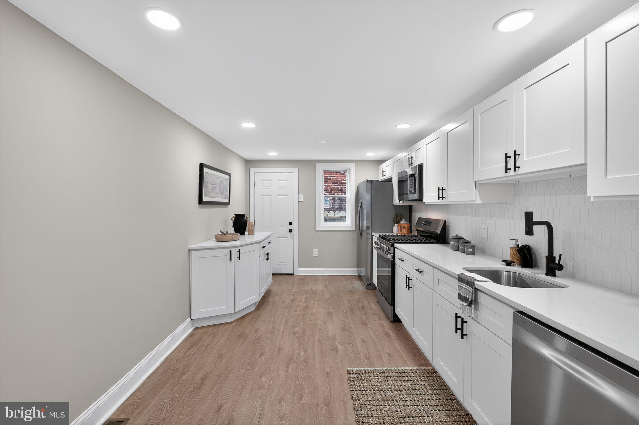 1832 South 9th Street Philadelphia, PA 19148 - Photo 8 of 28