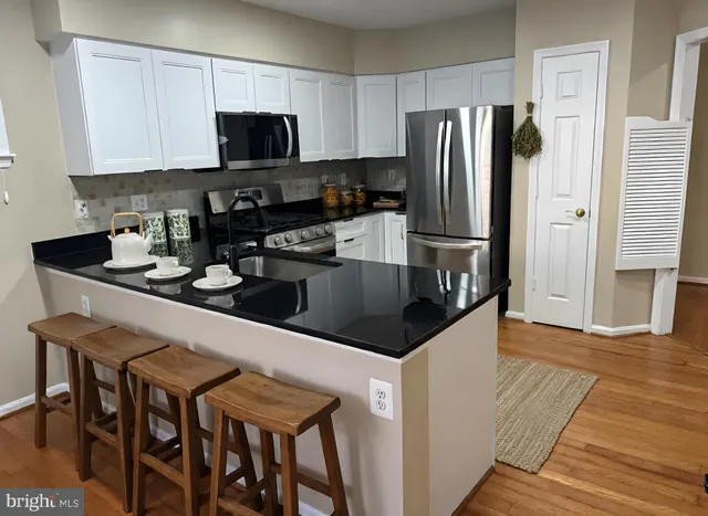 $435,000 | 12105 Tullamore Court, Unit 204, Lutherville-Timonium, MD 21093