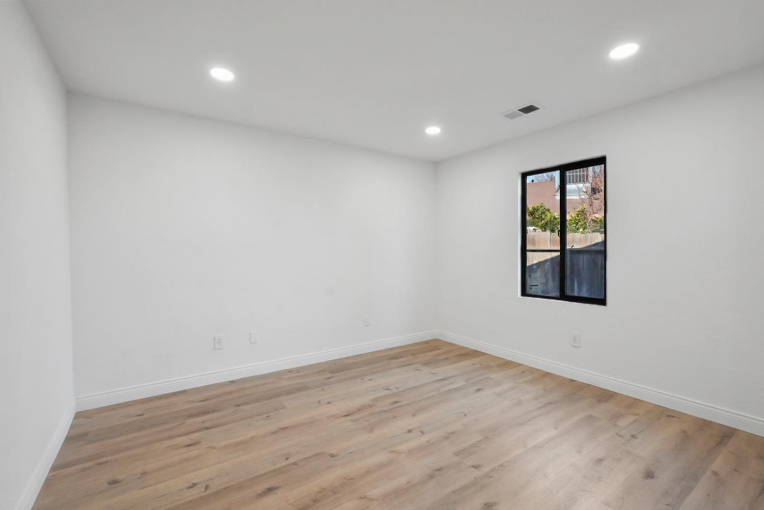 43 Skylark Street Merced, CA 95341 - Photo 10 of 18