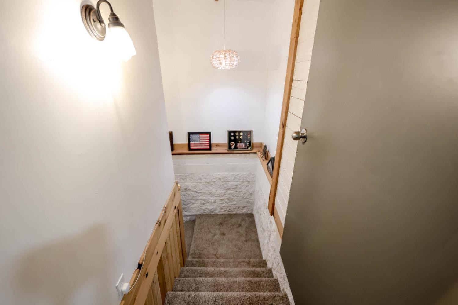 209 D Avenue Abernathy, TX 79311 - Photo 27 of 43 a view of a hallway with wooden floor and entryway