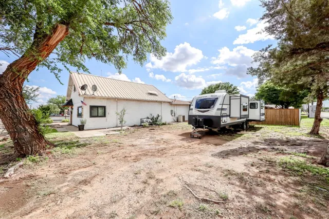 $275,000 | 209 D Avenue, Abernathy, TX 79311