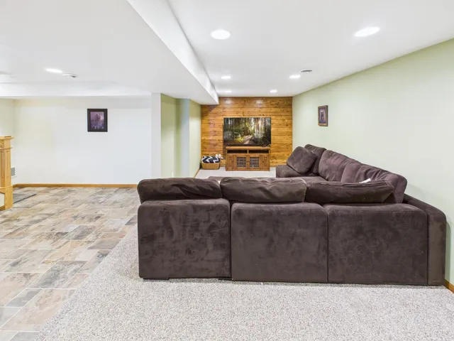 $549,900 | 34235 County Road 9, Avon, MN 56310