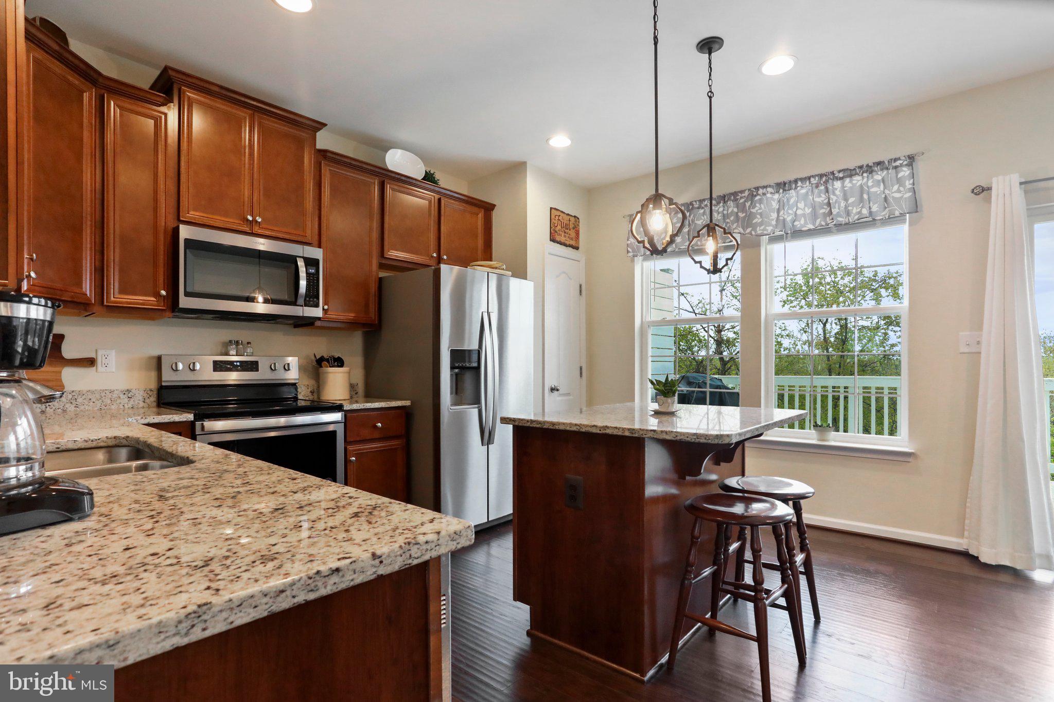 209 Schramm Loop Stephens City, VA 22655 - Photo 3 of 31 Kitchen with granite