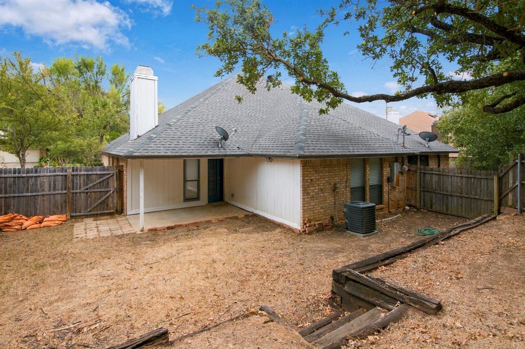 317 Moore Creek Road Hurst, TX 76053 - Photo 30 of 30 Gallery Image 30