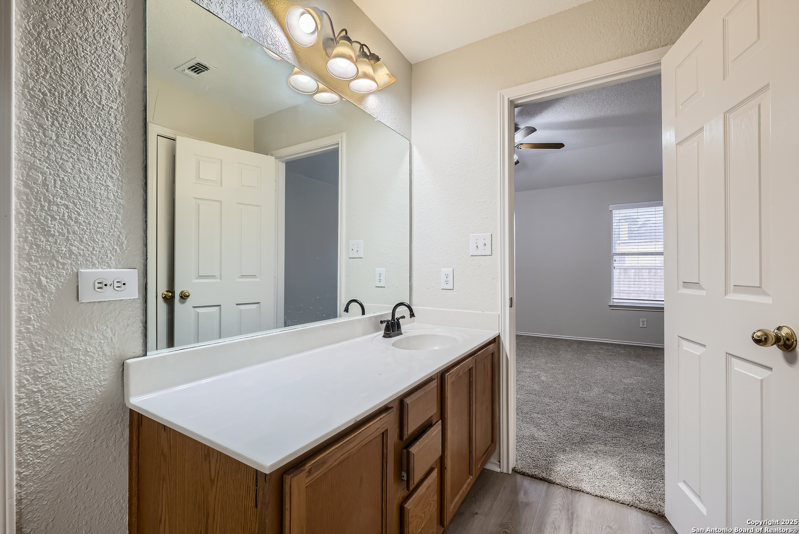 431 Woodstone Loop Cibolo, TX 78108 - Photo 22 of 29