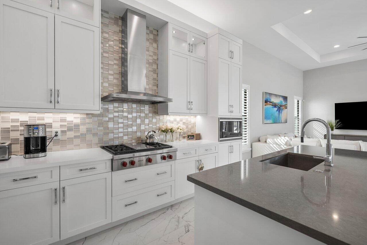 17340 Rosella Road Boca Raton, FL 33496 - Photo 16 of 74 Grand Kitchen