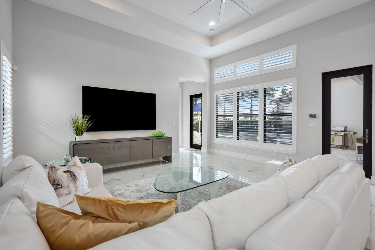 17340 Rosella Road Boca Raton, FL 33496 - Photo 19 of 74 Family Room