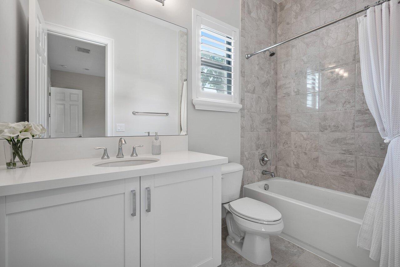 17340 Rosella Road Boca Raton, FL 33496 - Photo 34 of 74 En Suite Guest Bath