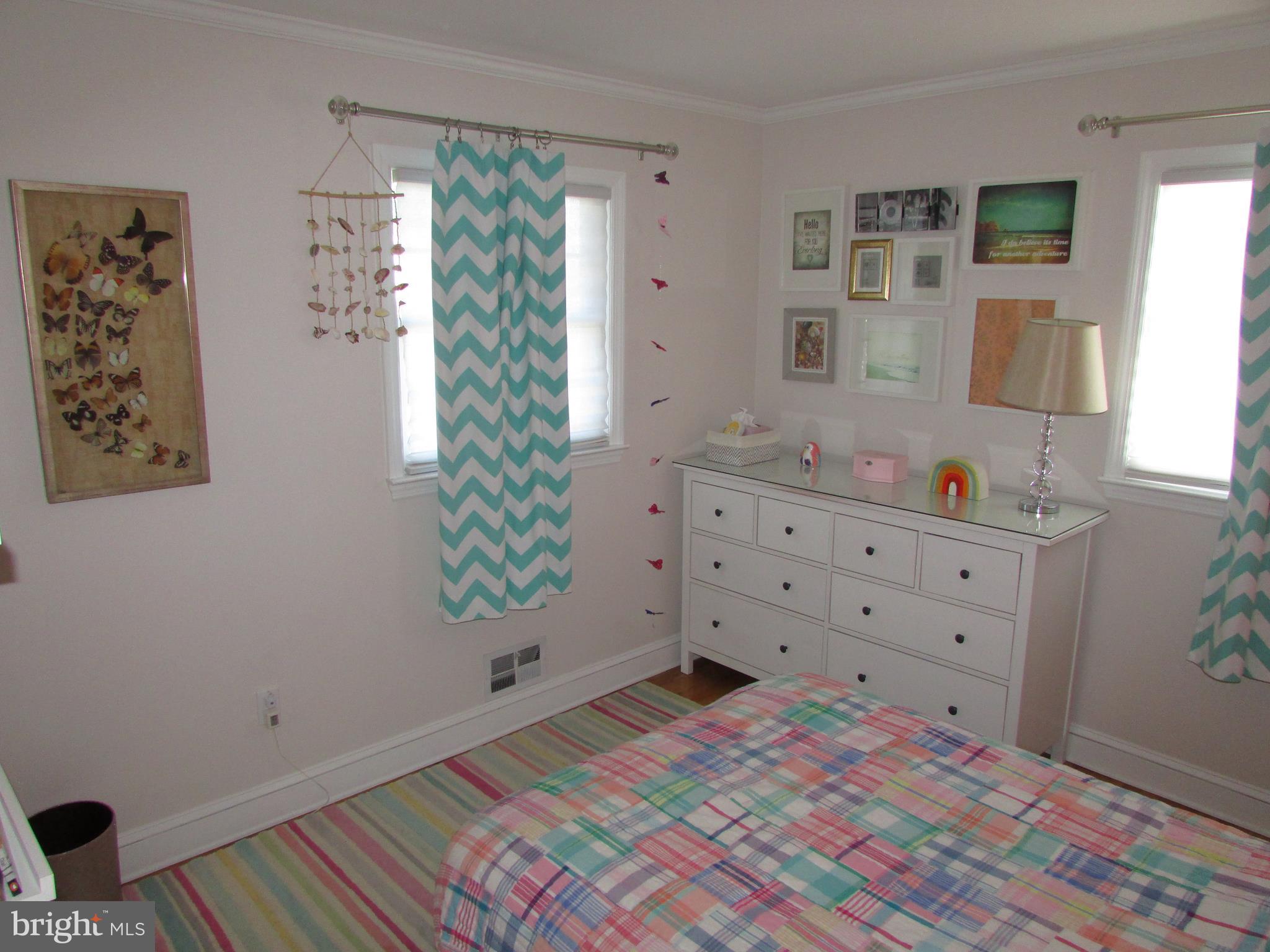 73 Elmont Road Hamilton, NJ 08610 - Photo 15 of 44 2nd Bedroom