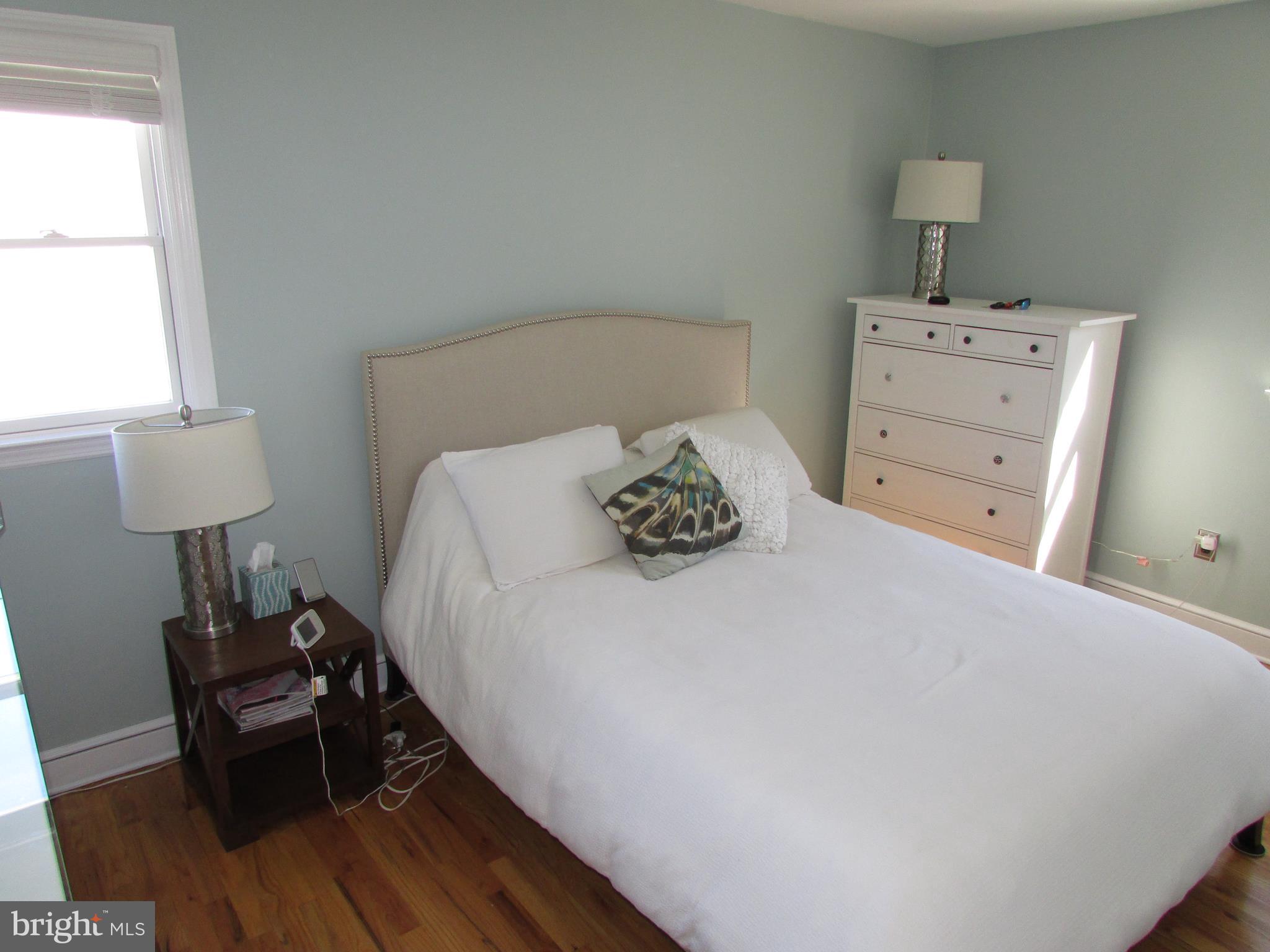 73 Elmont Road Hamilton, NJ 08610 - Photo 20 of 44 Master bedroom