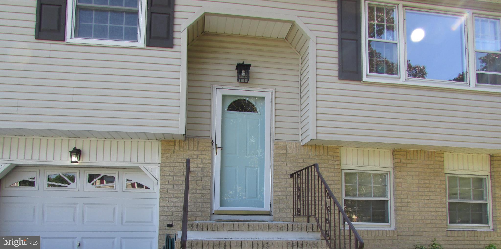 73 Elmont Road Hamilton, NJ 08610 - Photo 3 of 44