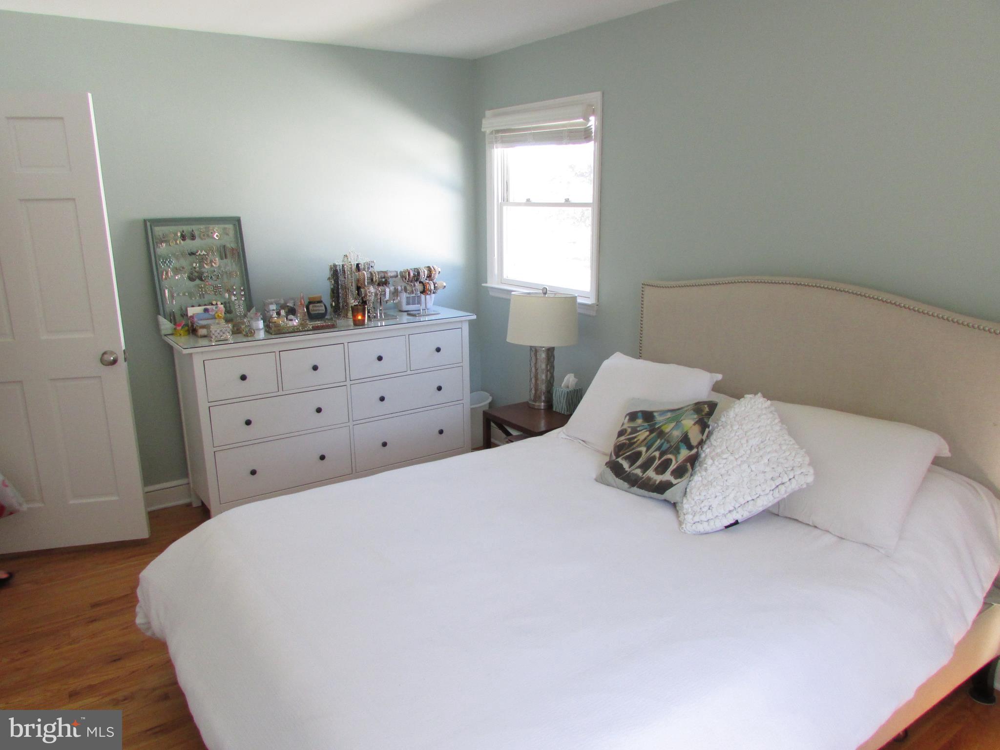 73 Elmont Road Hamilton, NJ 08610 - Photo 21 of 44 Hardwood floors