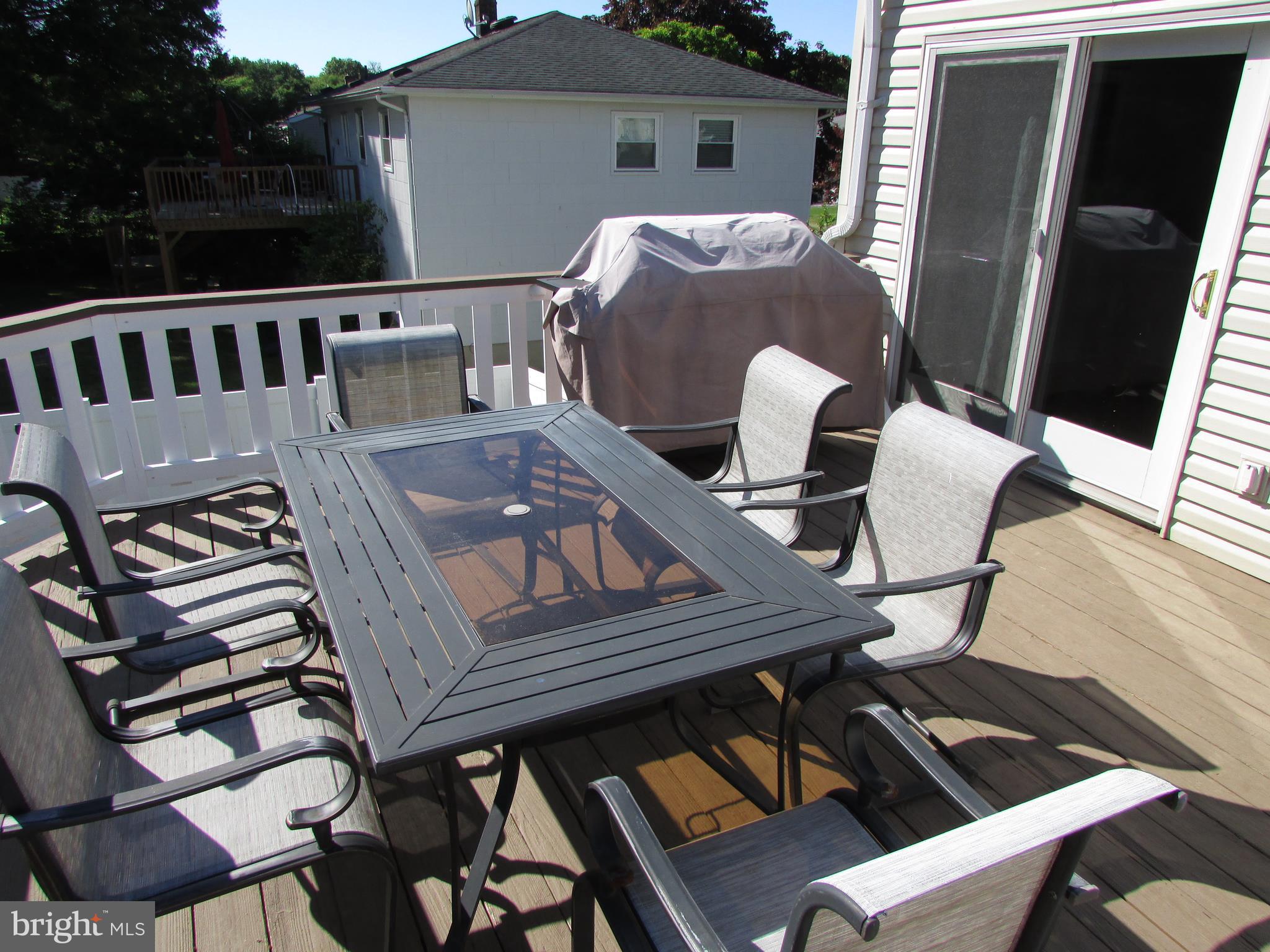 73 Elmont Road Hamilton, NJ 08610 - Photo 39 of 44 Slider from dining room