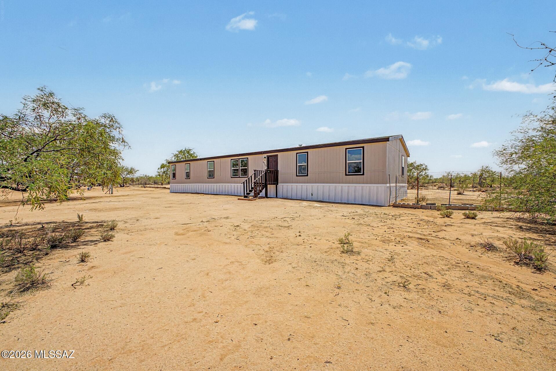 8250 South Marstellar Road Tucson, AZ 85736 - Photo 2 of 41
