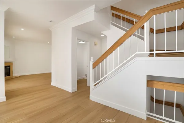 $610,000 | 5799 Freebird Lane, Unit 102, Oak Park, CA 91377