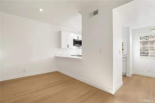 $610,000 | 5799 Freebird Lane, Unit 102, Oak Park, CA 91377