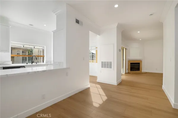 $610,000 | 5799 Freebird Lane, Unit 102, Oak Park, CA 91377