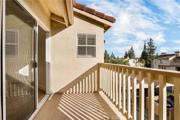 $610,000 | 5799 Freebird Lane, Unit 102, Oak Park, CA 91377
