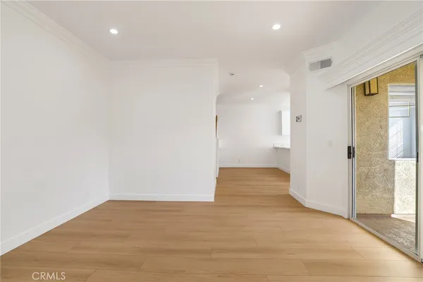 $610,000 | 5799 Freebird Lane, Unit 102, Oak Park, CA 91377