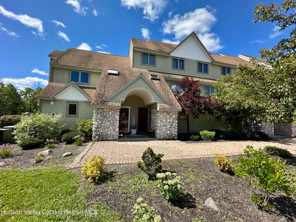 $399,000 | 274 Brooksburgh Road, Unit 67, Hensonville, NY 12439