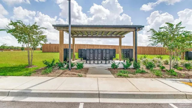 $409,900 | 8127 Fox Hunt Drive, Milton, FL 32583