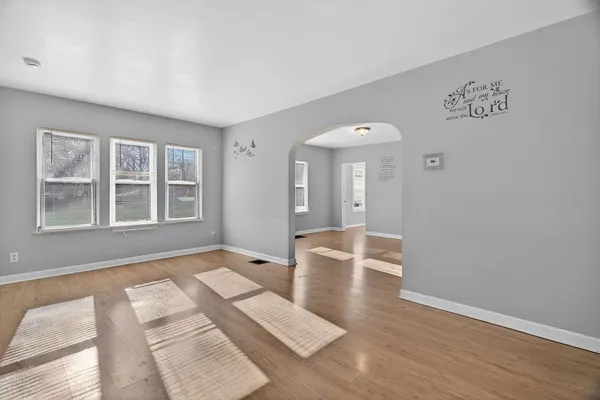$600,000 | 301 South Ottawa Street, Joliet, IL 60436