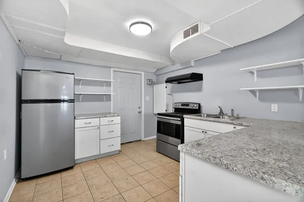 $600,000 | 301 South Ottawa Street, Joliet, IL 60436