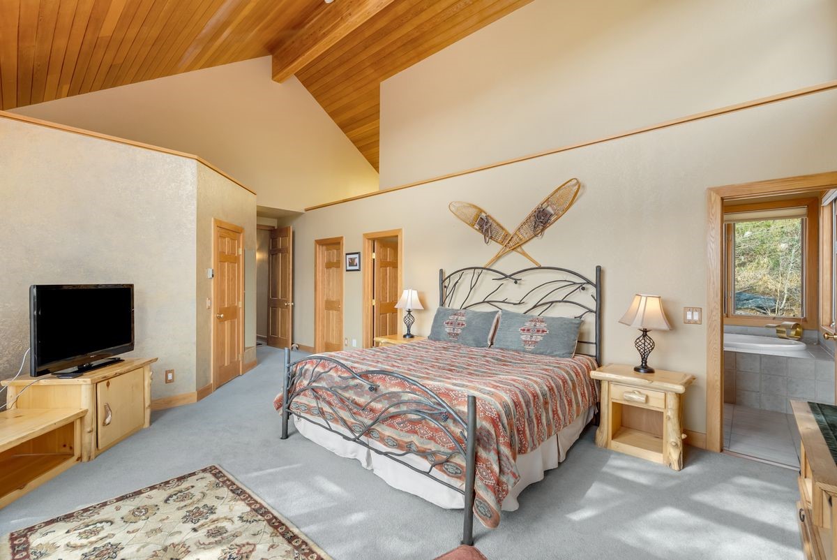 348 Jade Road Silverthorne, CO 80498 - Photo 12 of 50