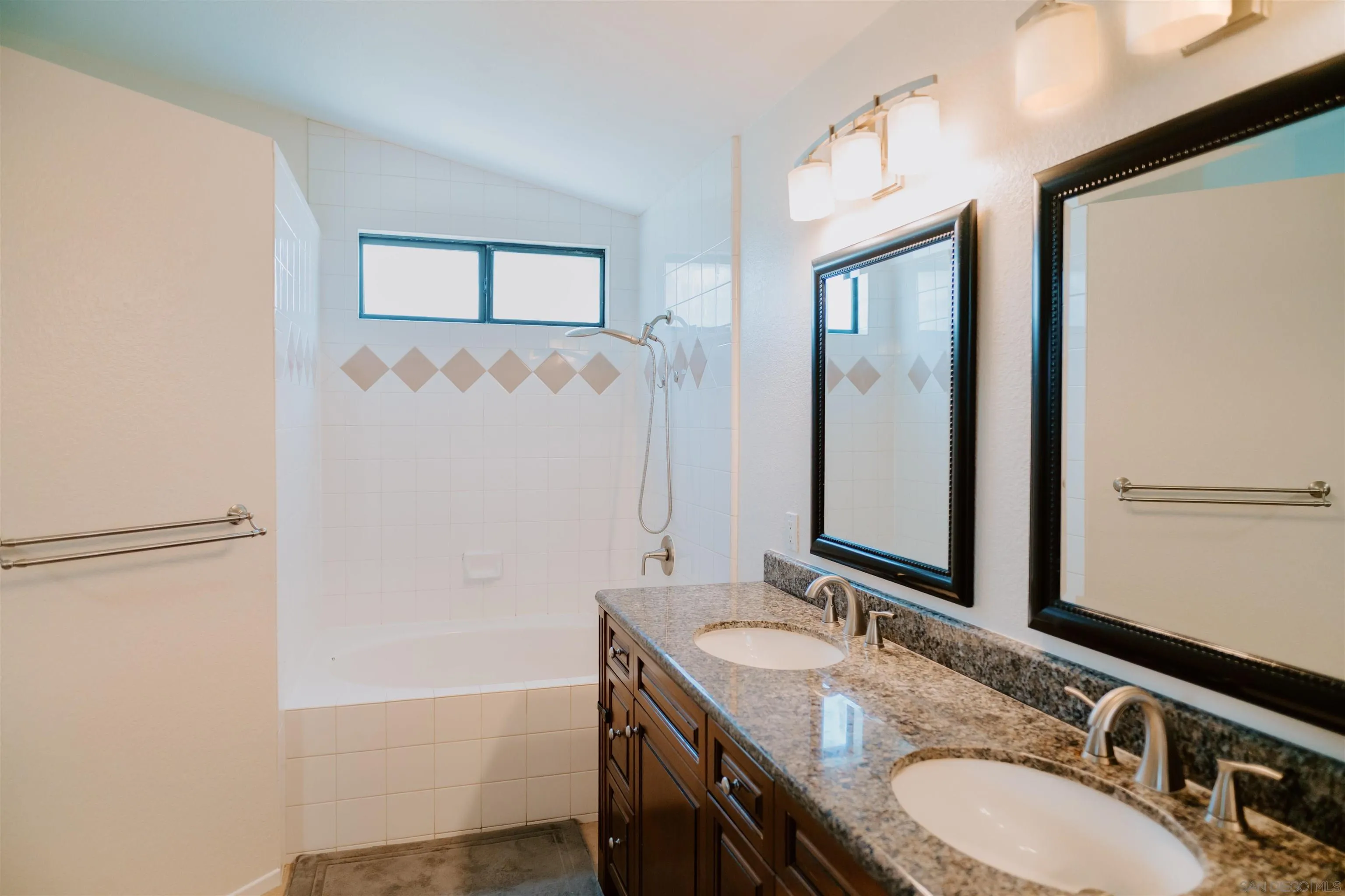 645 Paseo Rio Vista, CA 92081 - Photo 24 of 45