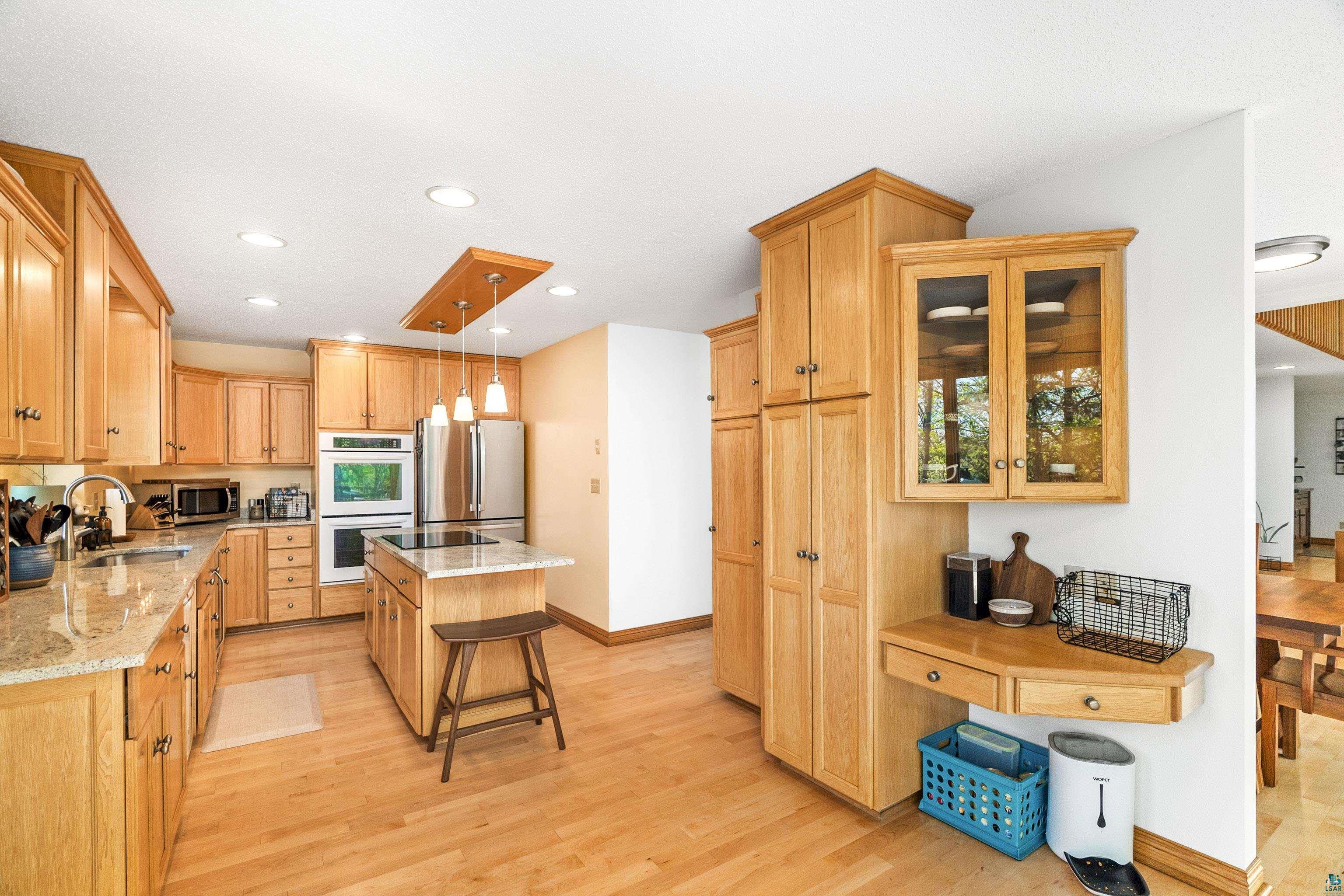 808 Ridgewood Road Duluth, MN 55804 - Photo 11 of 50 Kitchen