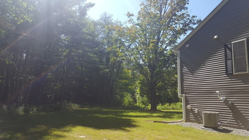 1174 Patriots Road Templeton, MA 01468 - Photo 3 of 17
