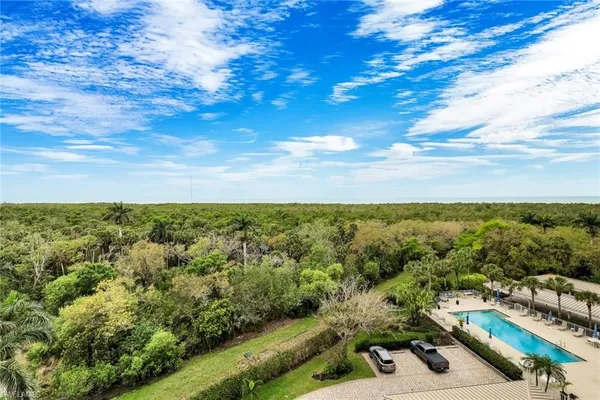 $1,495,000 | 6361 Pelican Bay Boulevard, Unit 601, Naples, FL 34108