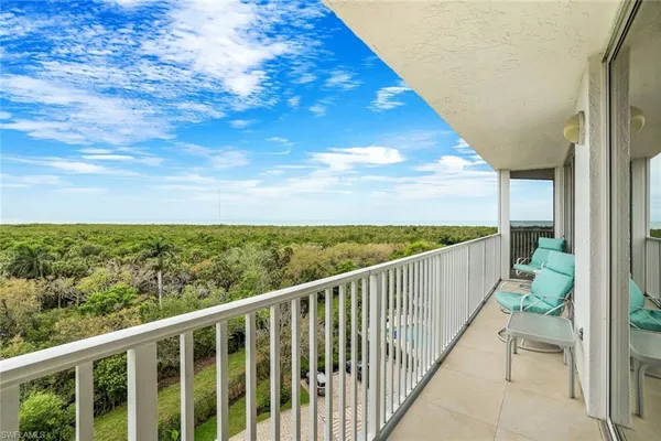 $1,495,000 | 6361 Pelican Bay Boulevard, Unit 601, Naples, FL 34108