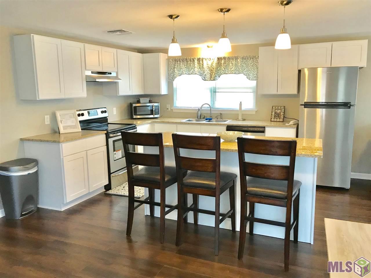 7624 Magnolia Beach Road Denham Springs, LA 70726 - Photo 5 of 8